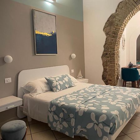 Barbarossa Sea Room Термоли Экстерьер фото