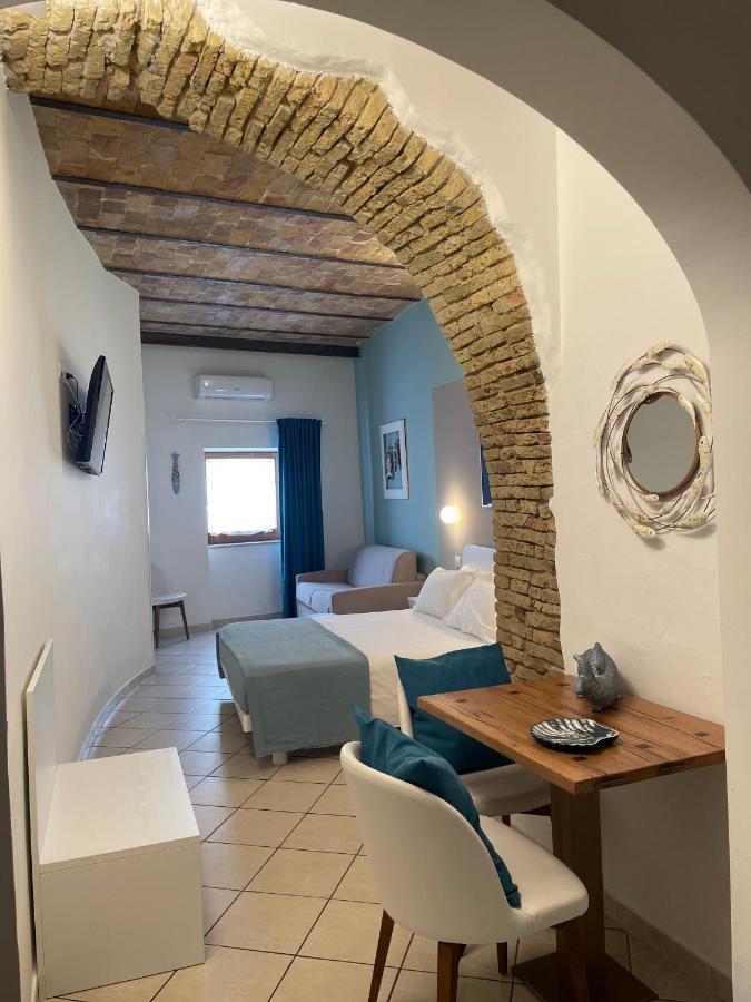 Barbarossa Sea Room Термоли Экстерьер фото